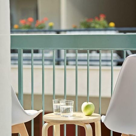 Luxurious Spacious Apt Next To Hilton Hotel Athens Exterior photo