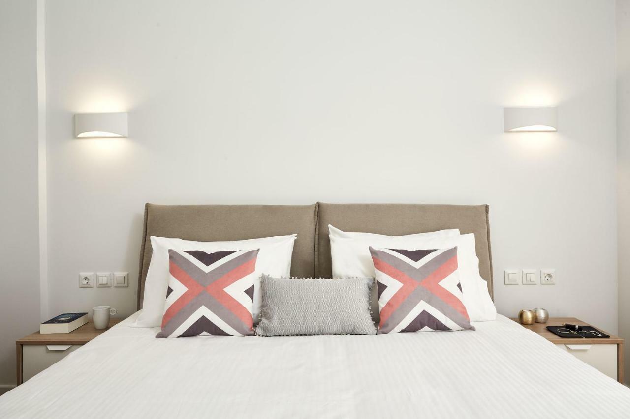 Luxurious Spacious Apt Next To Hilton Hotel Athens Exterior photo